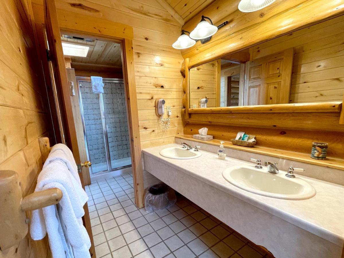 Beartooth Hideaway Inn & Cabins Red Lodge Exterior photo